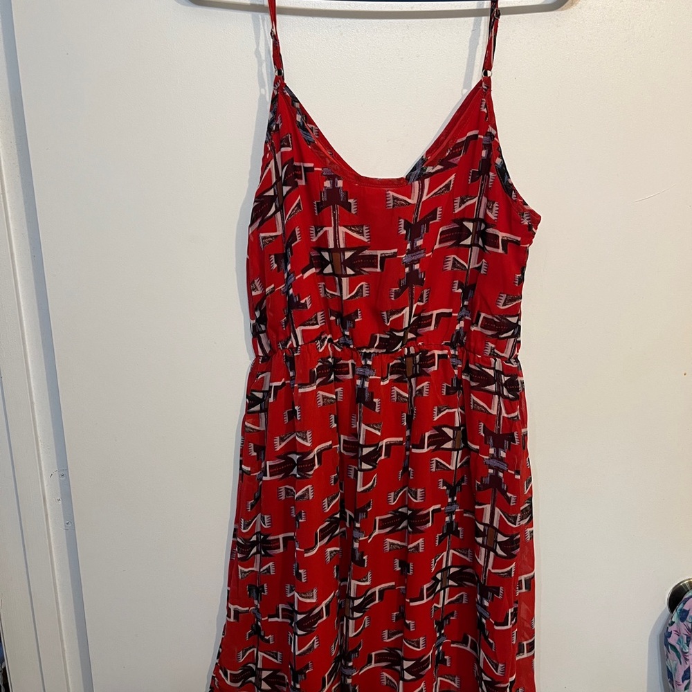 Red Geometric Patterned Dress - Picture 3 of 5